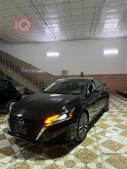 نيسان ألتيما